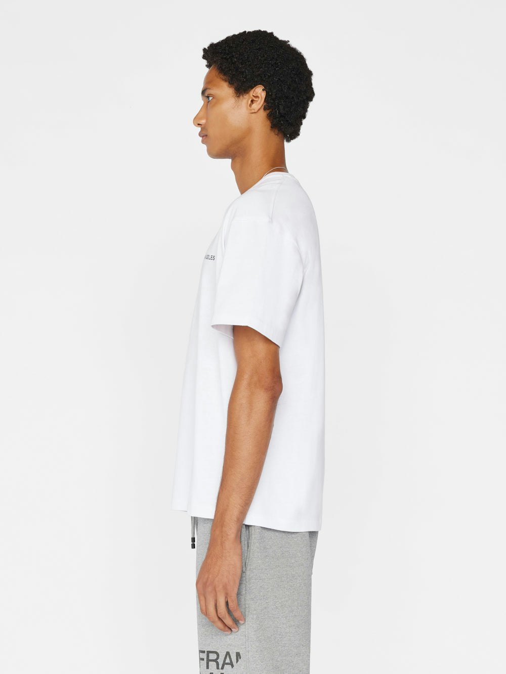 t shirt side view alt:fit1